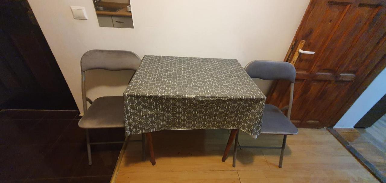 Five Studio Apartment Cluj-Napoca Luaran gambar